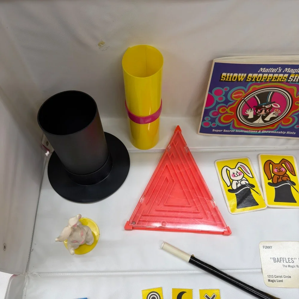 Vintage 1969 Mattel Magic Show Stoppers Showcase Magic Kit Case 5830 Psychedelic